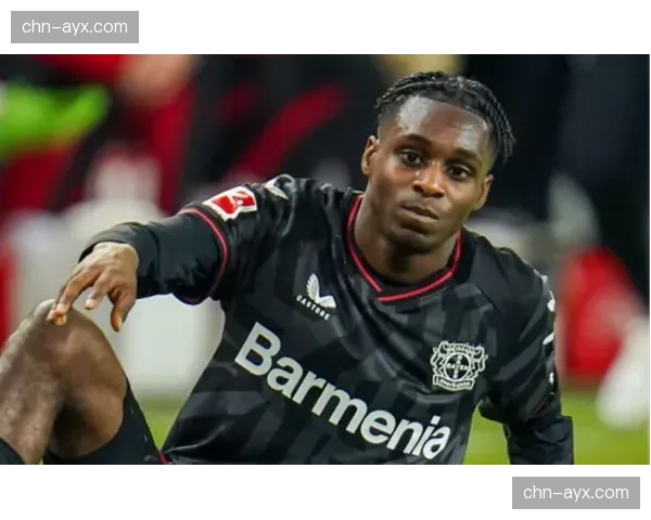 通讯：从替补到核心，剖析弗林蓬在勒沃库森翼卫体系中的战术进化